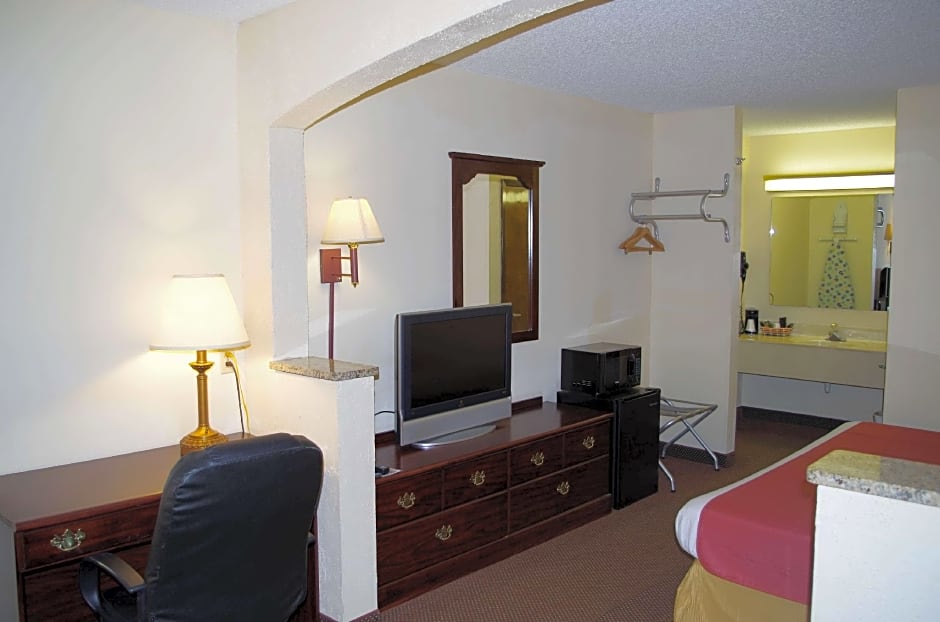 Americas Best Value Inn - Malvern