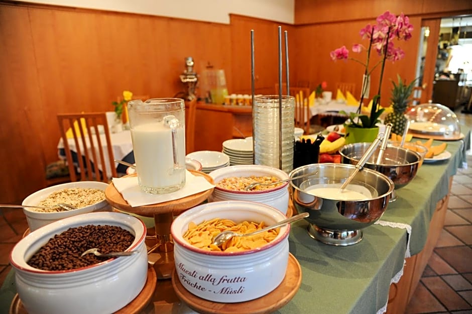 Hotel Pension Schweitzer