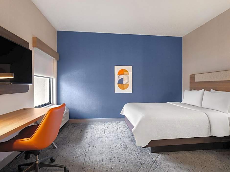 HOLIDAY INN EXPRESS MEADVILLE By IHG