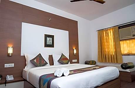 Hotel Gorbandh