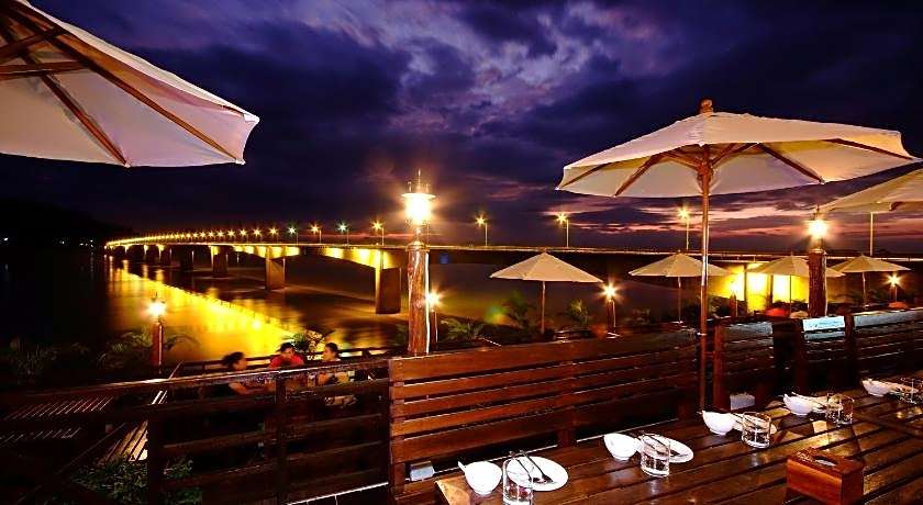 Champasak Grand Hotel