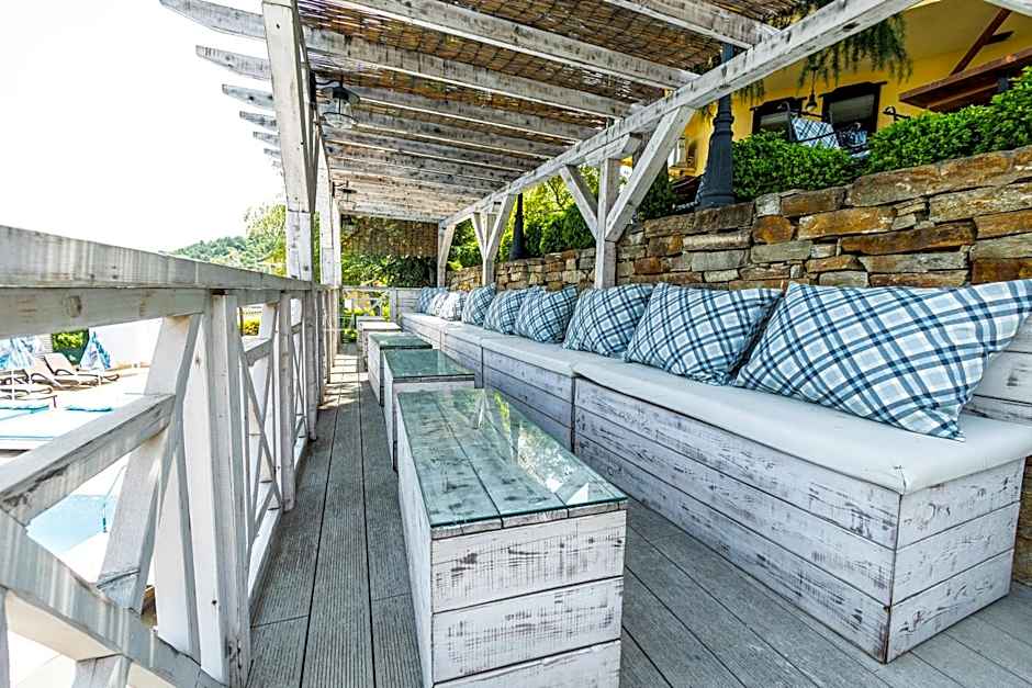 Chiflika Family Hotel