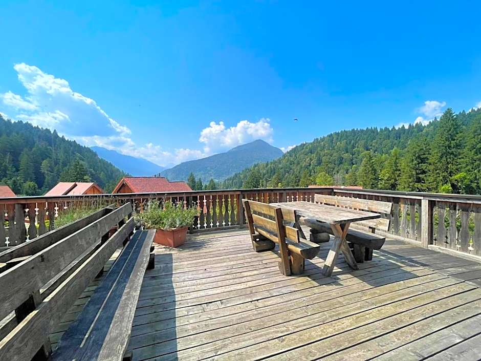 Dolomiti Village