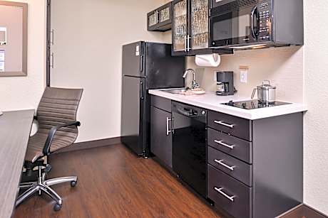 1 King Bed 1 Bedroom Suite