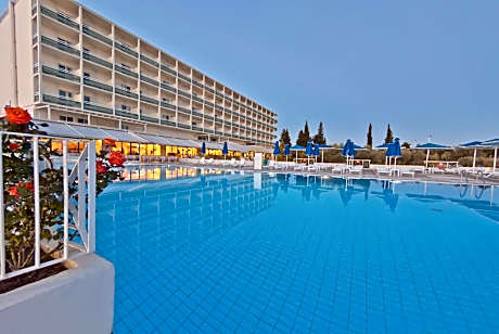 Palmariva Beach Hotel