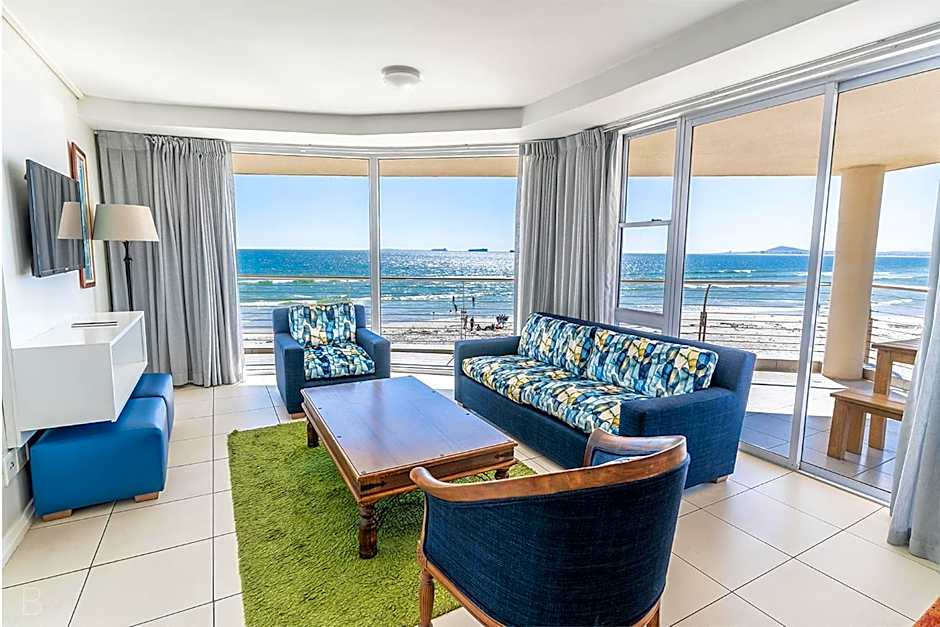 Lagoon Beach Hotel & Spa