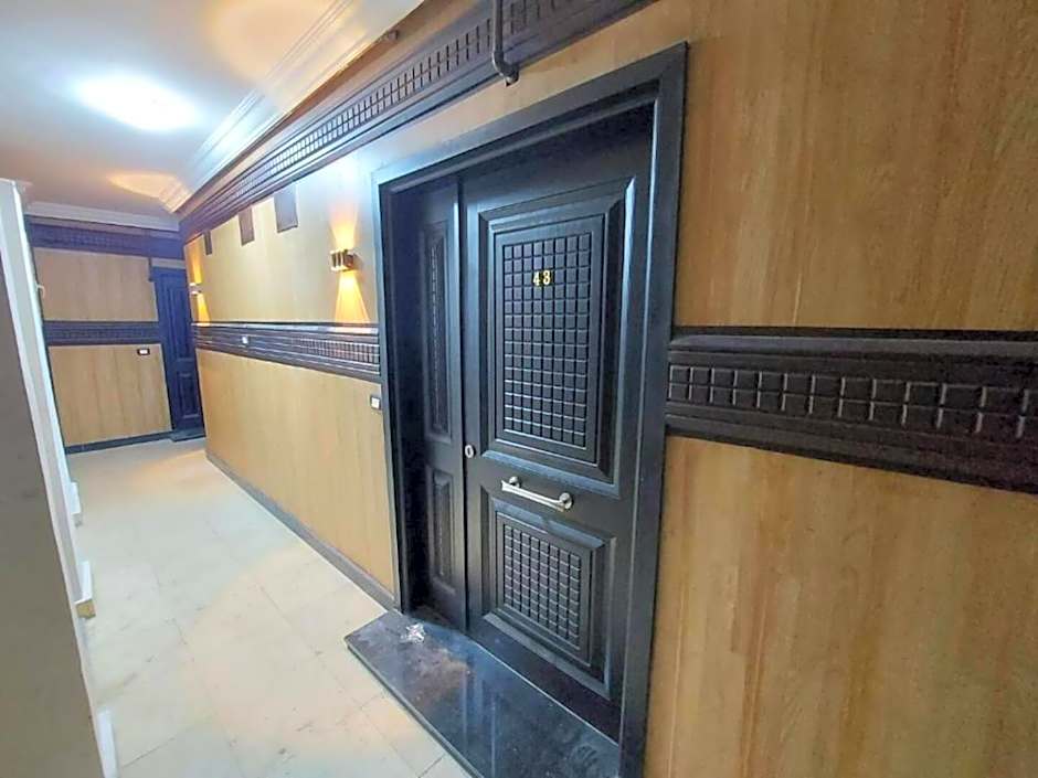 شقة فاخرة وفيو خرافى فى maadi