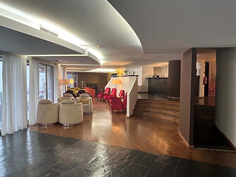 Luna Hotel dos Carqueijais - Serra da Estrela