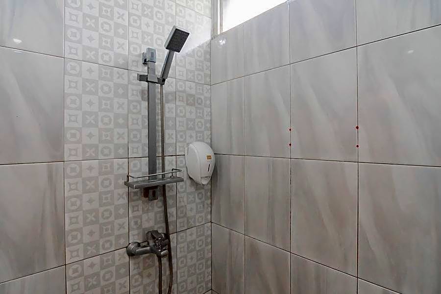 Sans Hotel Cihampelas Bandung