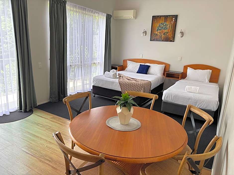 Caboolture Riverlakes Boutique Motel