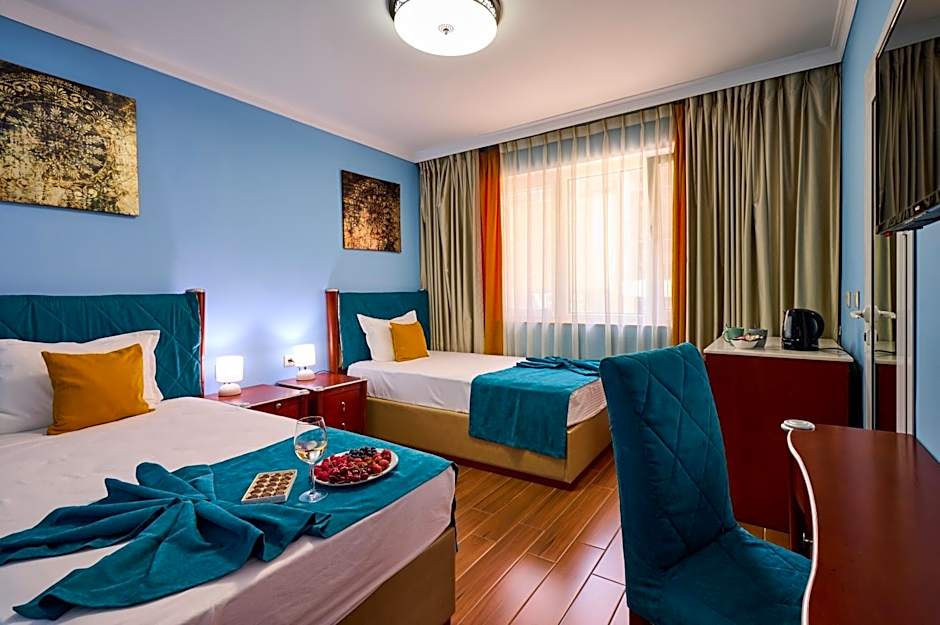 Art Green Boutique Hotel