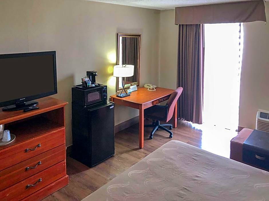 Quality Inn Near Joint Base Andrews-Washington Area