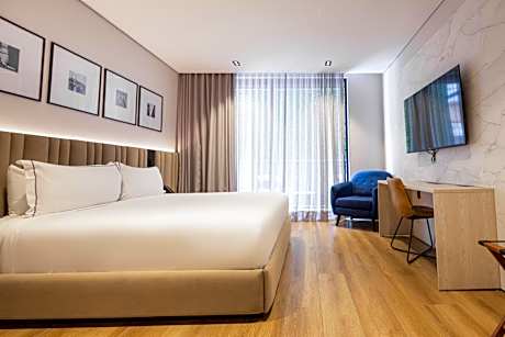 Deluxe Double Room with Balcony