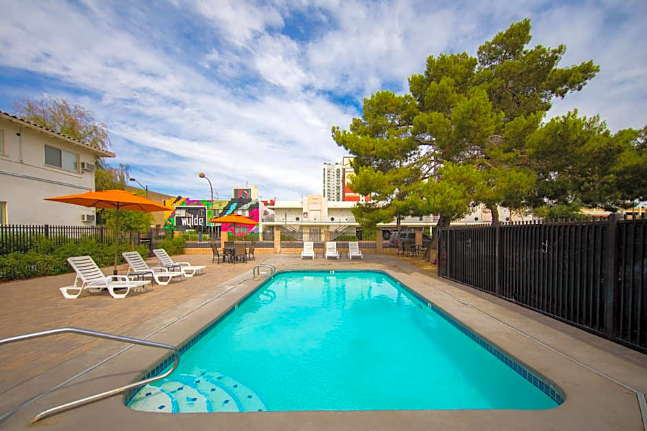 Downtowner Boutique Hotel