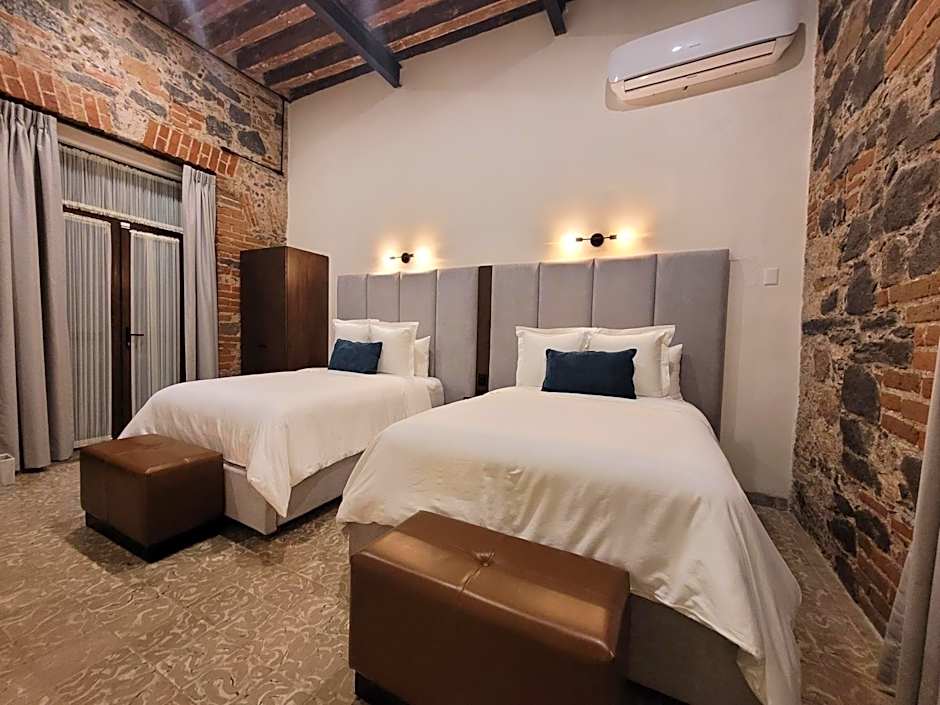 Milo Collection Hotel