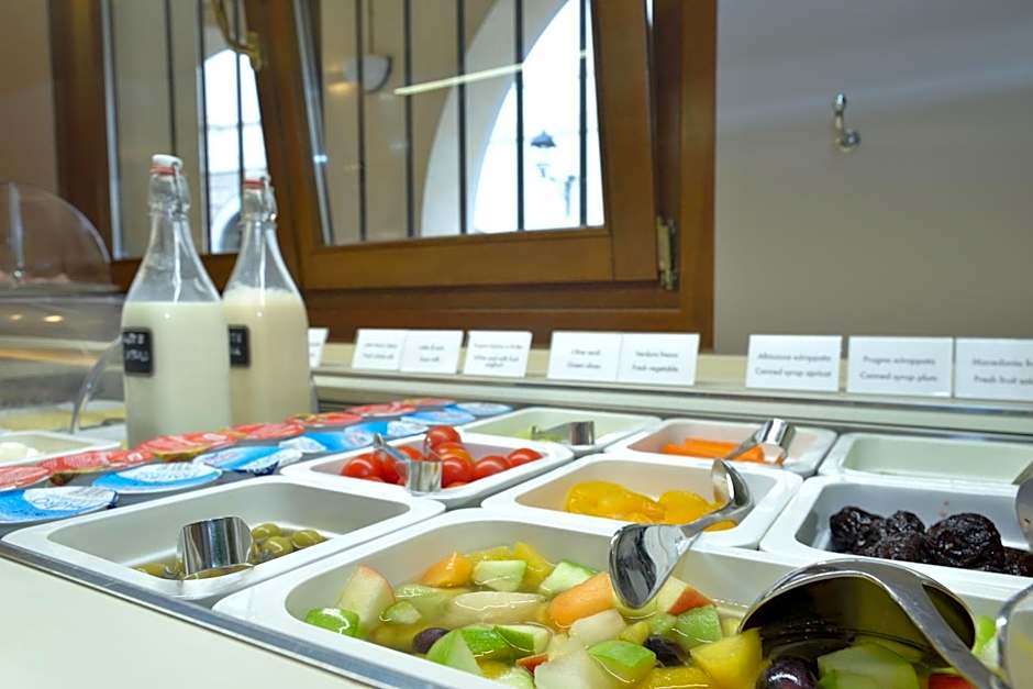 Hotel Canon d'Oro