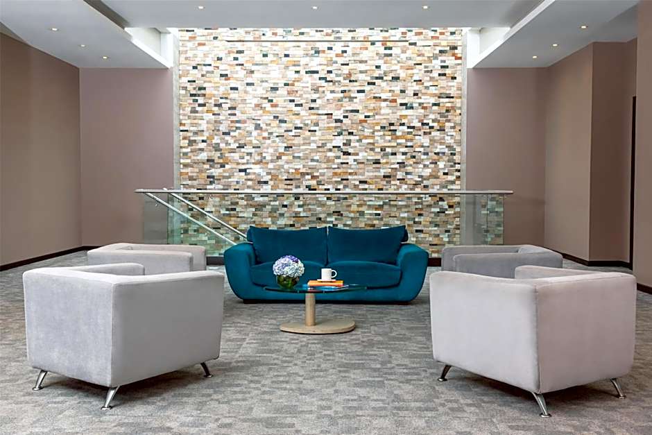 NH Collection Royal Smartsuites