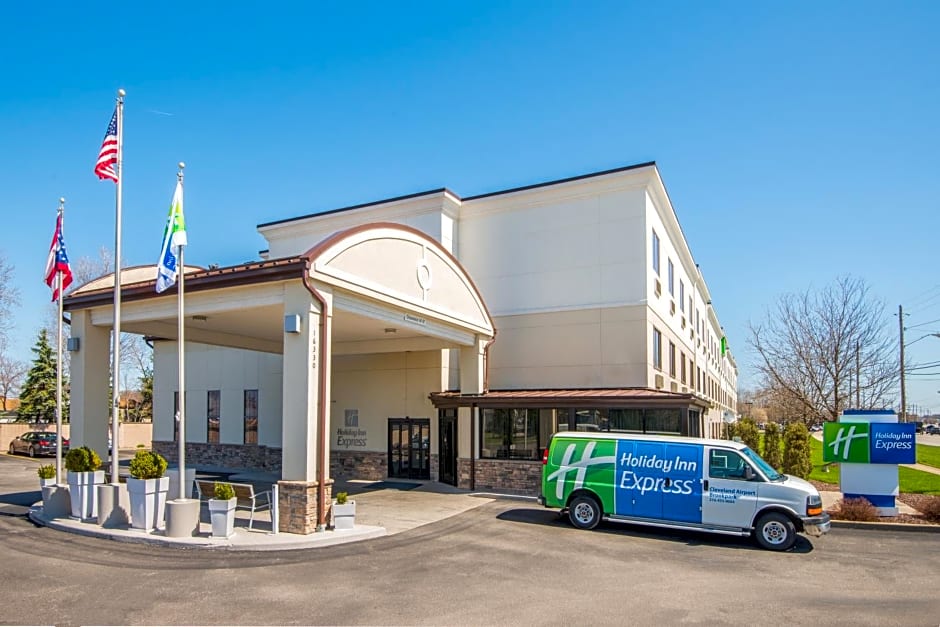 Holiday Inn Express Brookpark-Cleveland Airport Hotel
