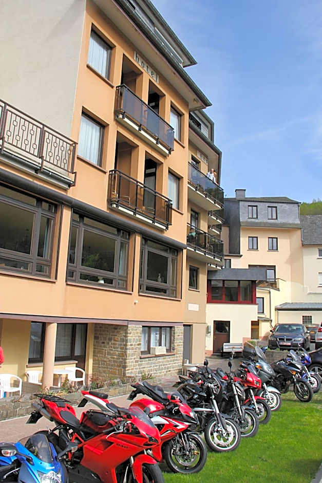 Hotel du Commerce - Restaurant La Table de Clervaux