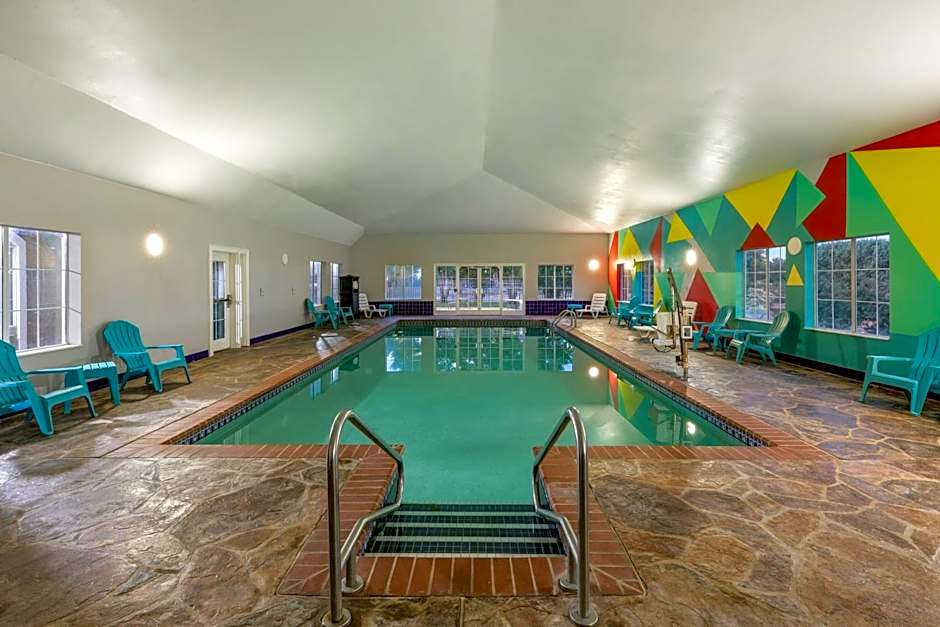 La Quinta Inn & Suites by Wyndham Oklahoma City - Moore