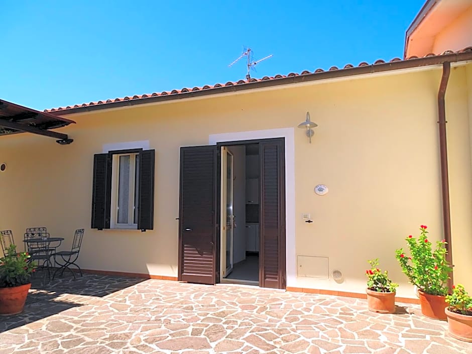 Residence Terra Dei Santi Country House