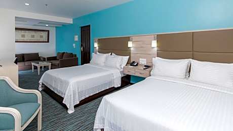 Queen Suite with Two Queen Beds