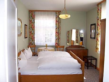 Double Room with Shared Bathroom
