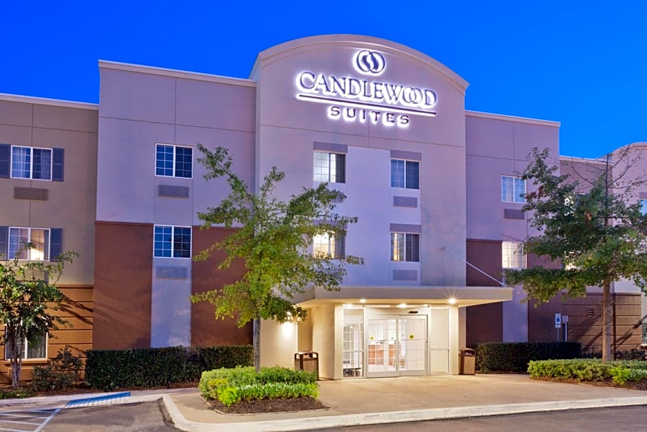 Candlewood Suites EASTCHASE PARK