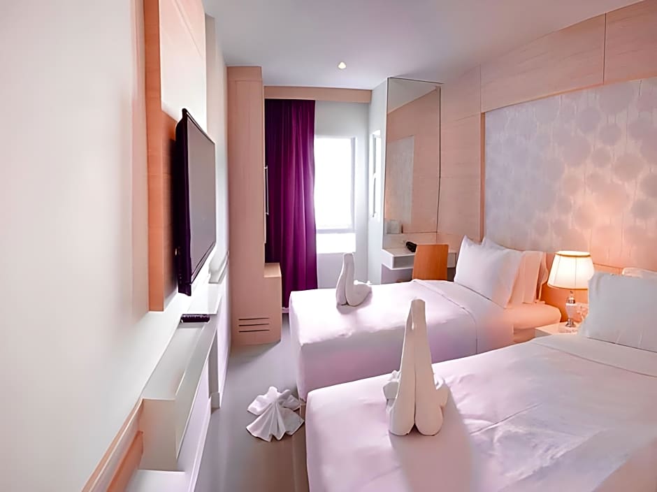 Mirage Express Patong Phuket Hotel