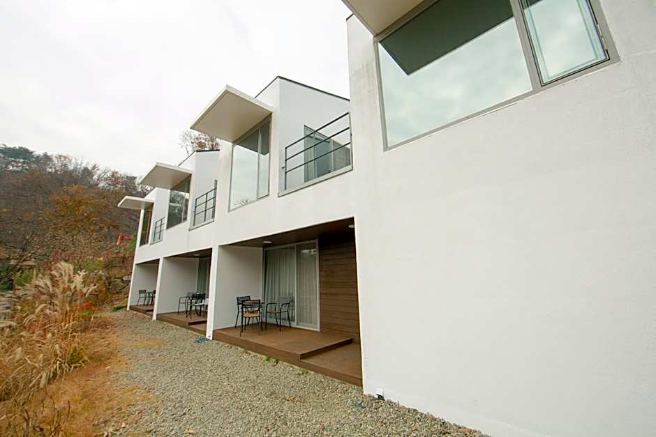 Healience Village