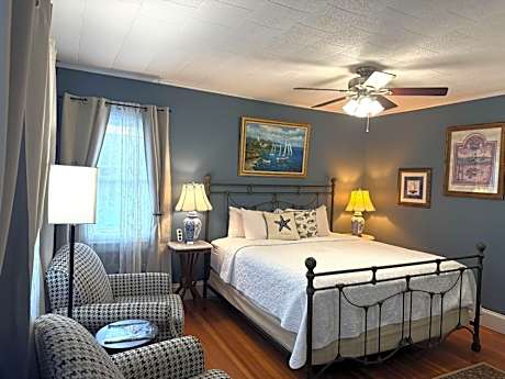 Saltair Inn Waterfront B&B