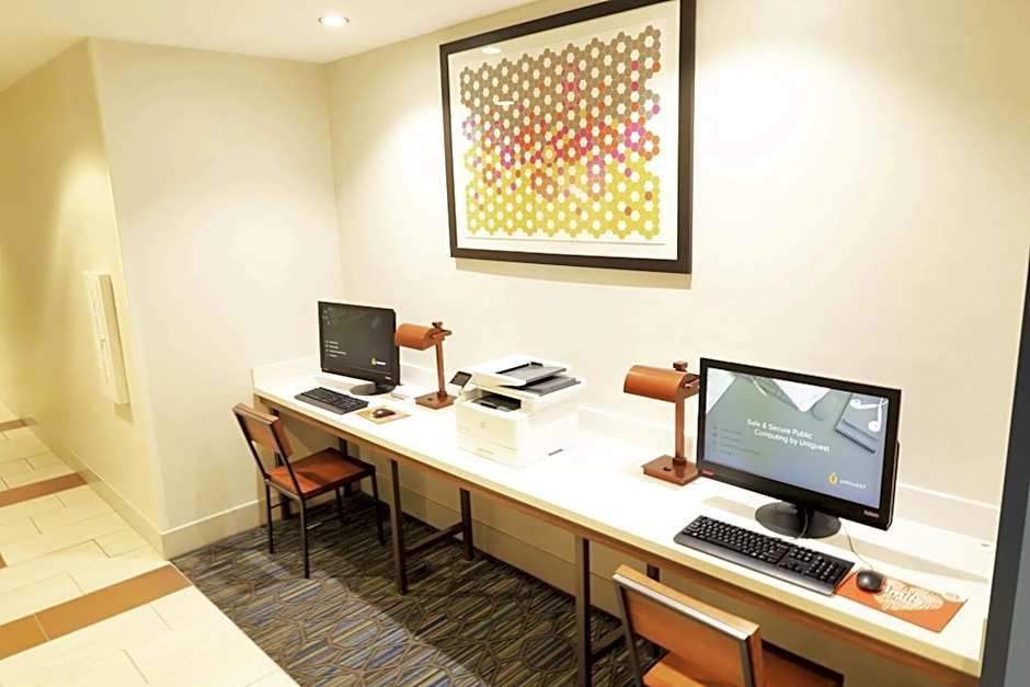 Holiday Inn Express Hotel & Suites Napa Valley-American Canyon By IHG