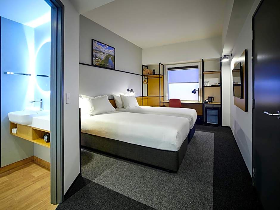Ibis Hamilton Tainui