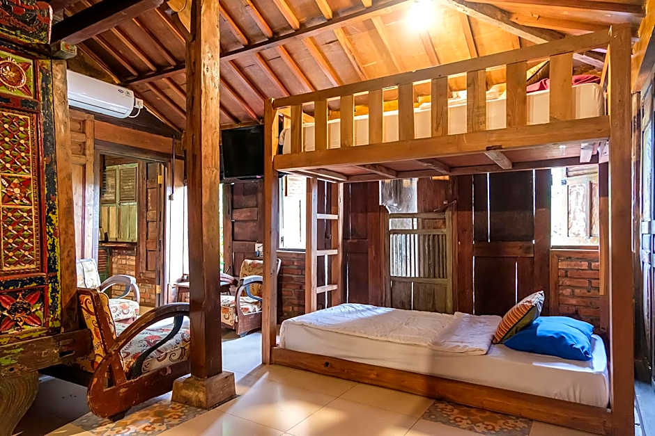 TwoSpaces Living at Bunga Desa, Jimbaran