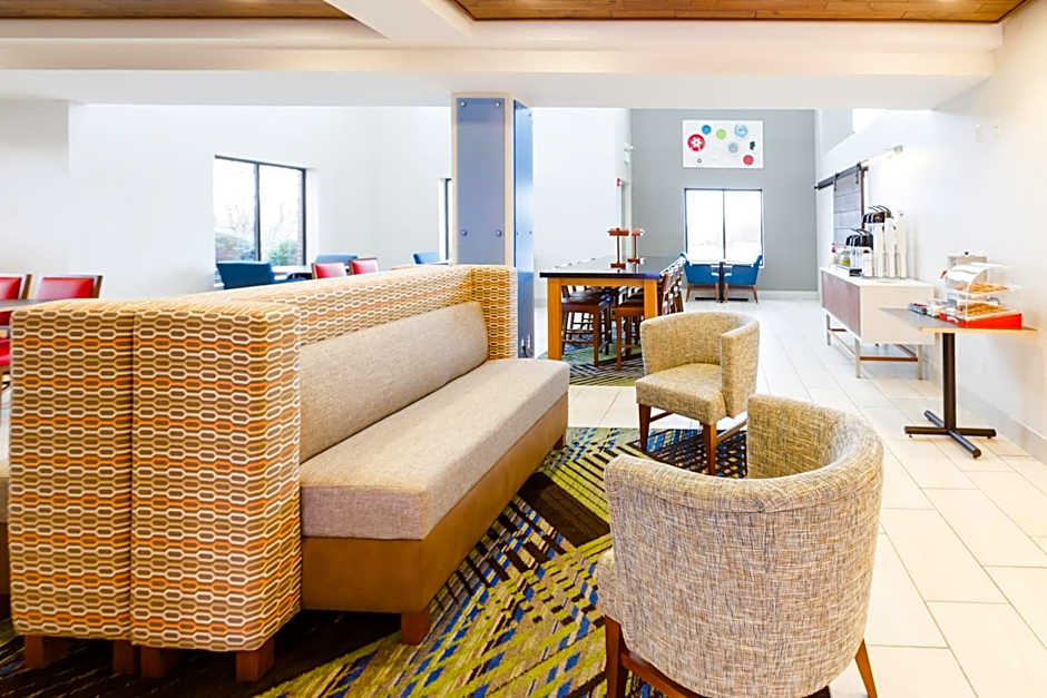 Holiday Inn Express Shelbyville By IHG