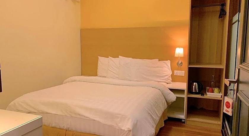 iStay Hotel