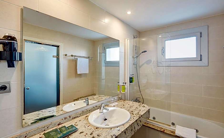 Sercotel Hotel President