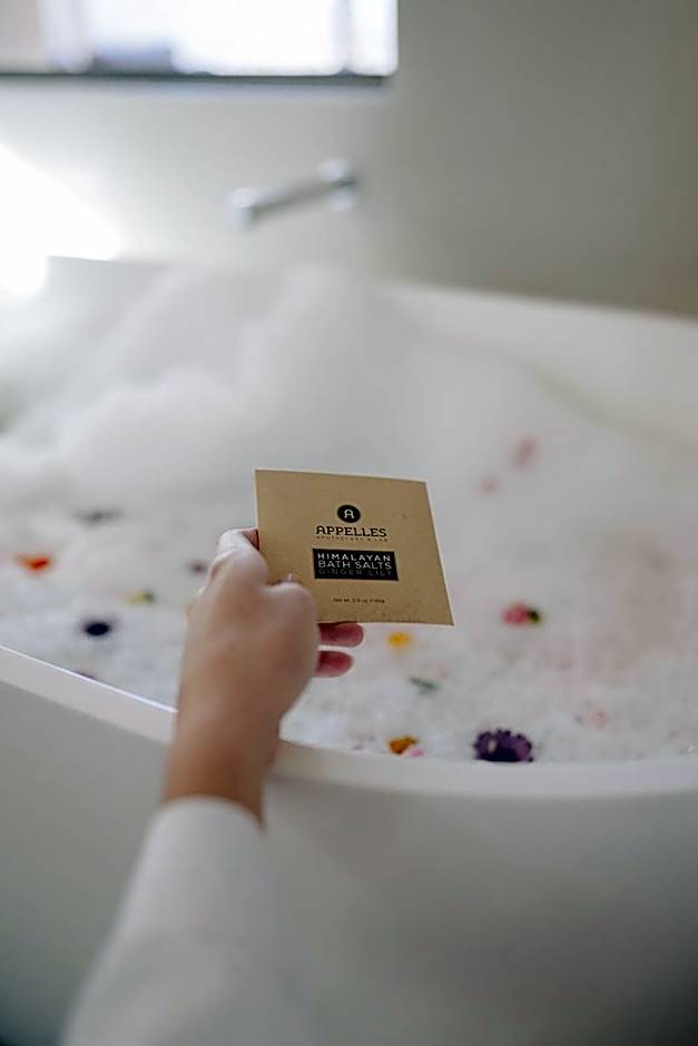 Salamanca Wharf Hotel