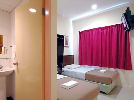 Deluxe Twin - 2 Single Beds