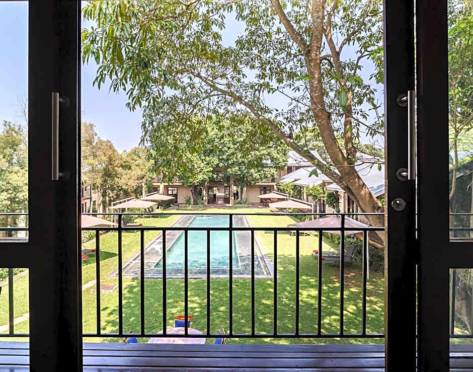 Casterbridge Hollow Boutique Hotel