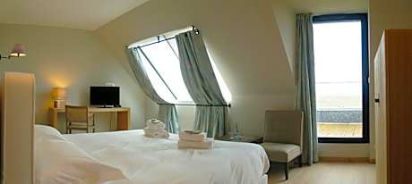 Double Room with Terrace and Sea View