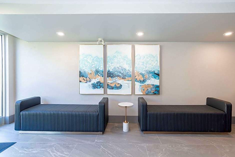 Sandman Hotel & Suites Regina