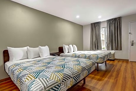 Deluxe Two Queen Beds