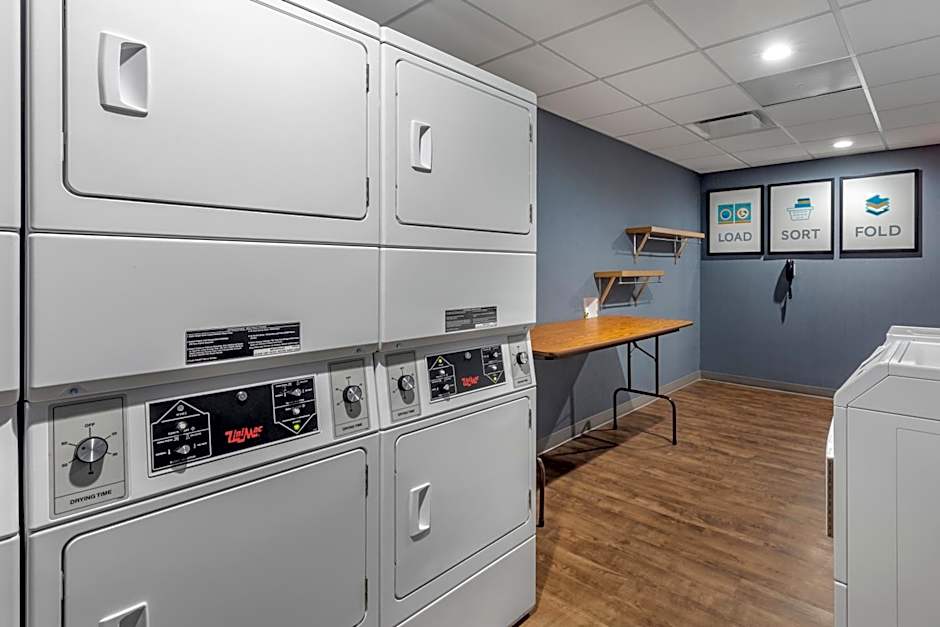 Staybridge Suites Dallas Grand Prairie By IHG