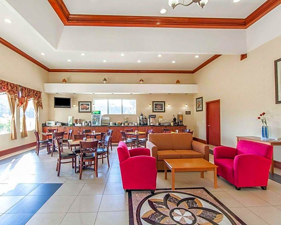 Quality Inn & Suites Cartersville North