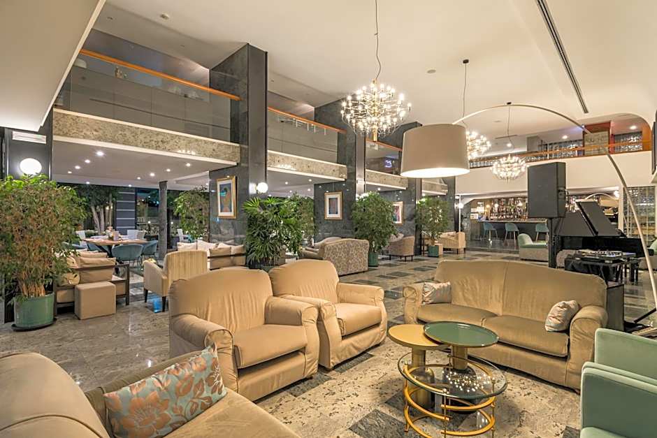 Hotel Excelsior