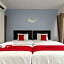 RedDoorz Plus near Eka Hospital BSD 5