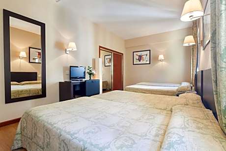 Double Room with 2 Extra Beds