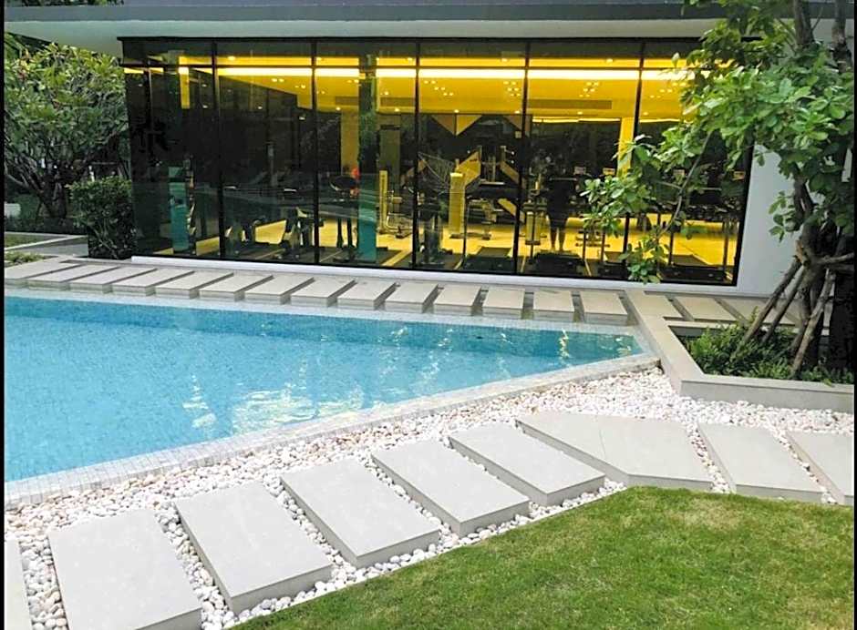 Bangkok comfortable condo