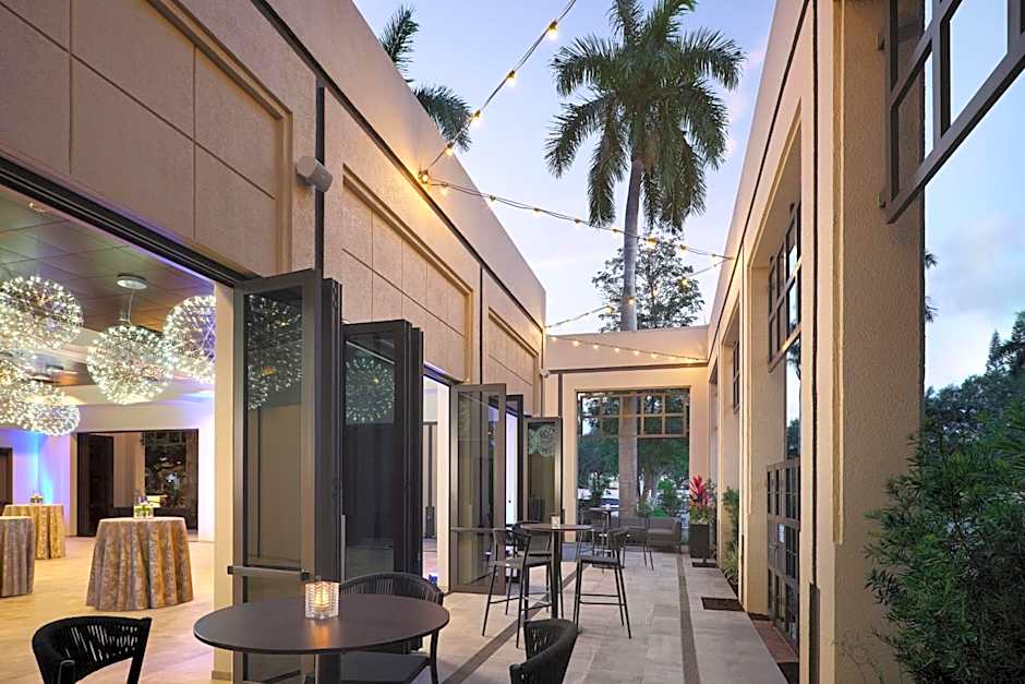 Boca Raton Marriott At Boca Center